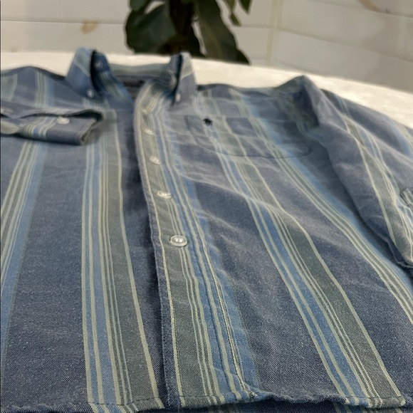 Vintage Polo by Ralph Lauren Men's Shirt with Blue and Green Stripes. Sz M - Picture 8 of 13
